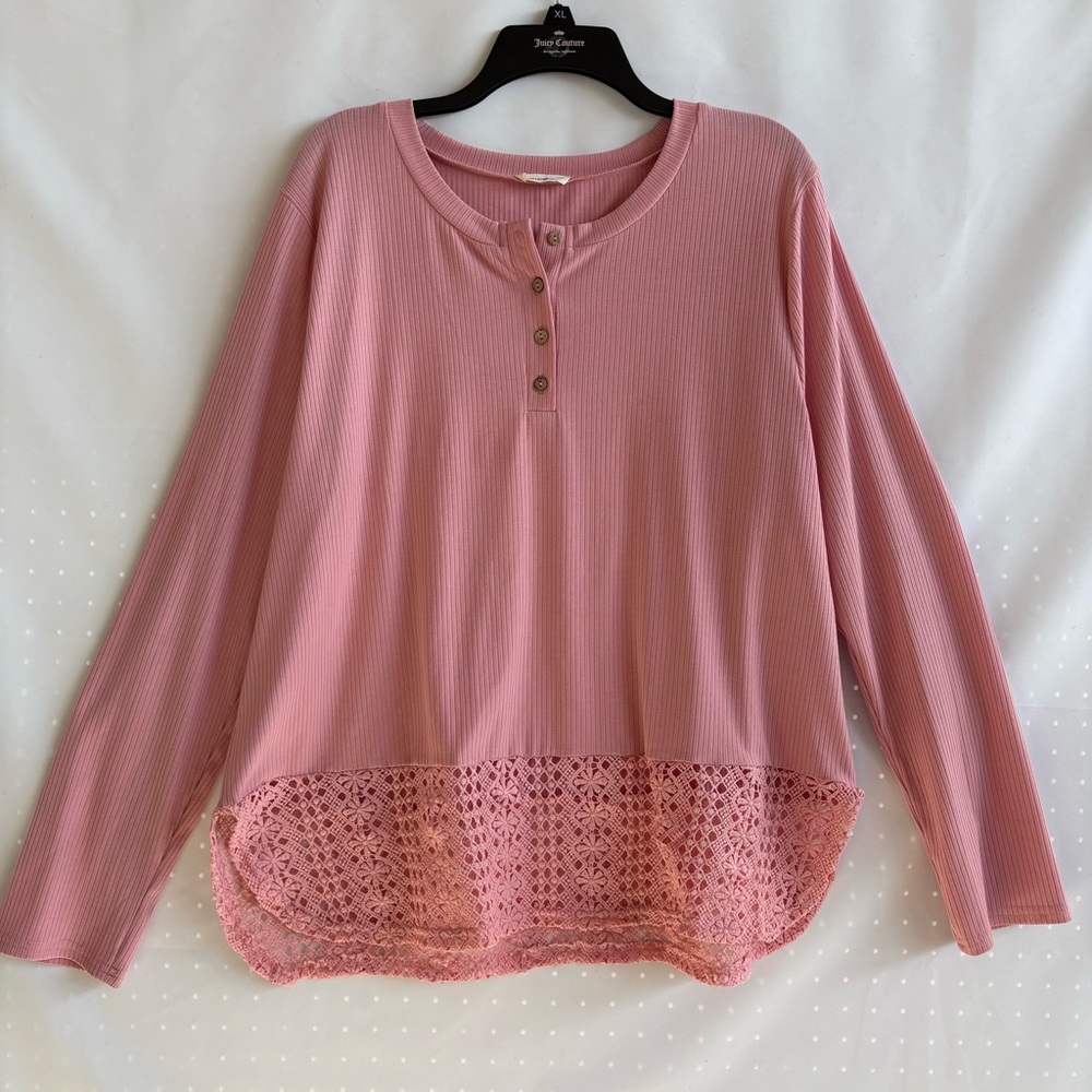 And the way Elegant Pink Long Sleeve Top with Crochet Hem. Size 2X. INV25/278